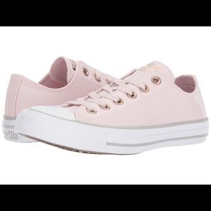 Barely Rose Converse Chuck Taylor Leather Sneaker